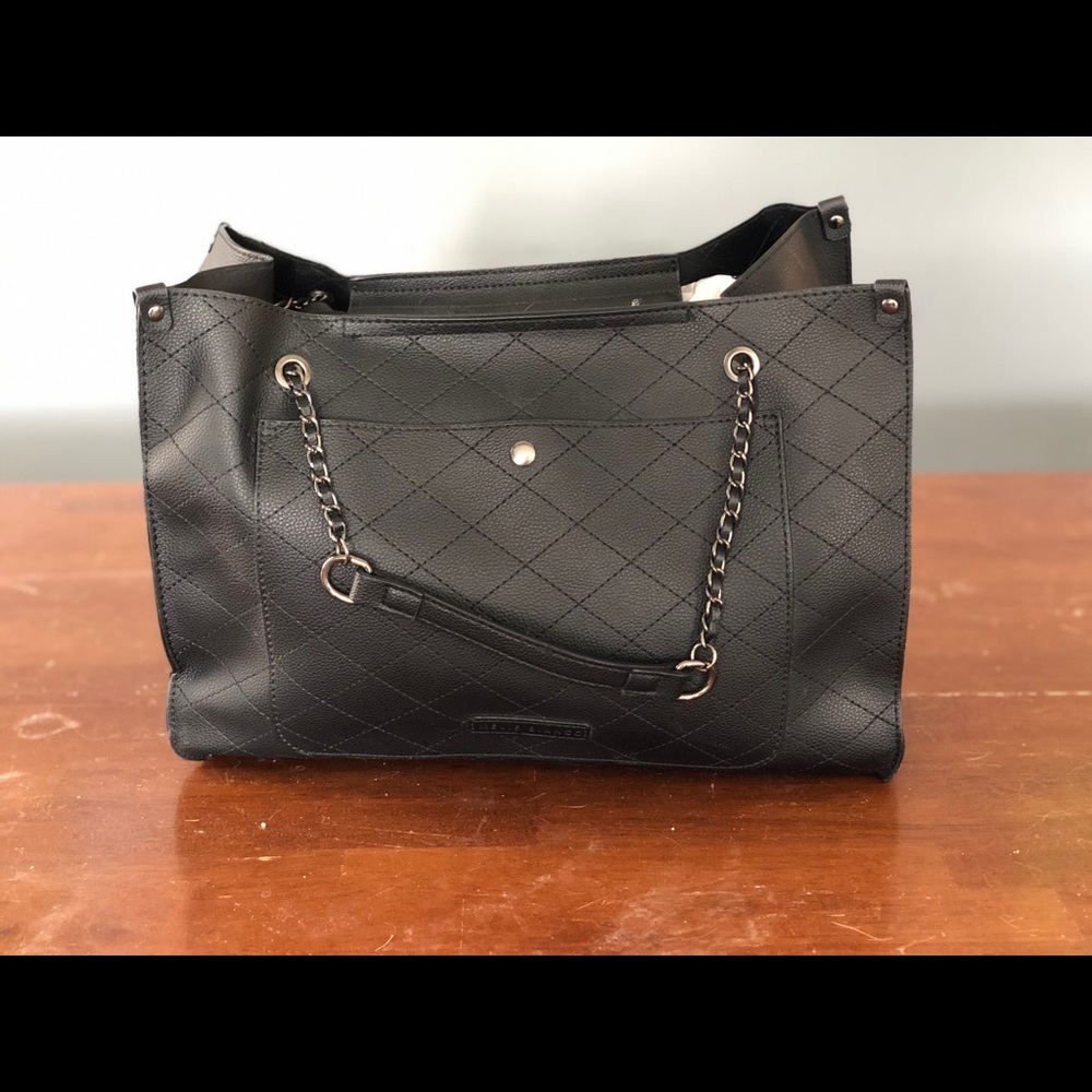 Sophisticated Chain Bag